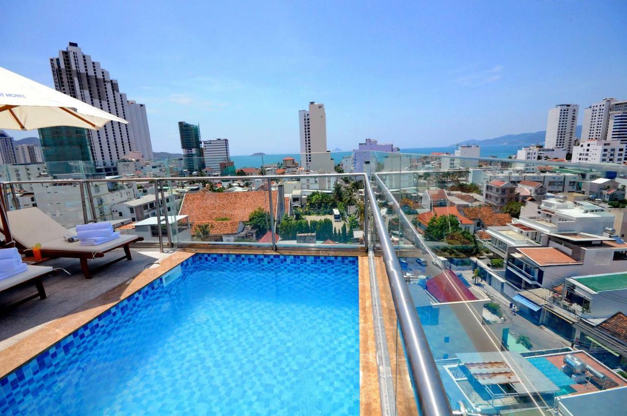 Mega Light Hotel Nha Trang Kültér fotó