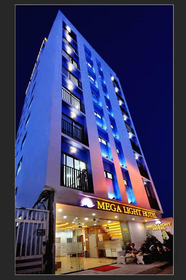 Mega Light Hotel Nha Trang Kültér fotó