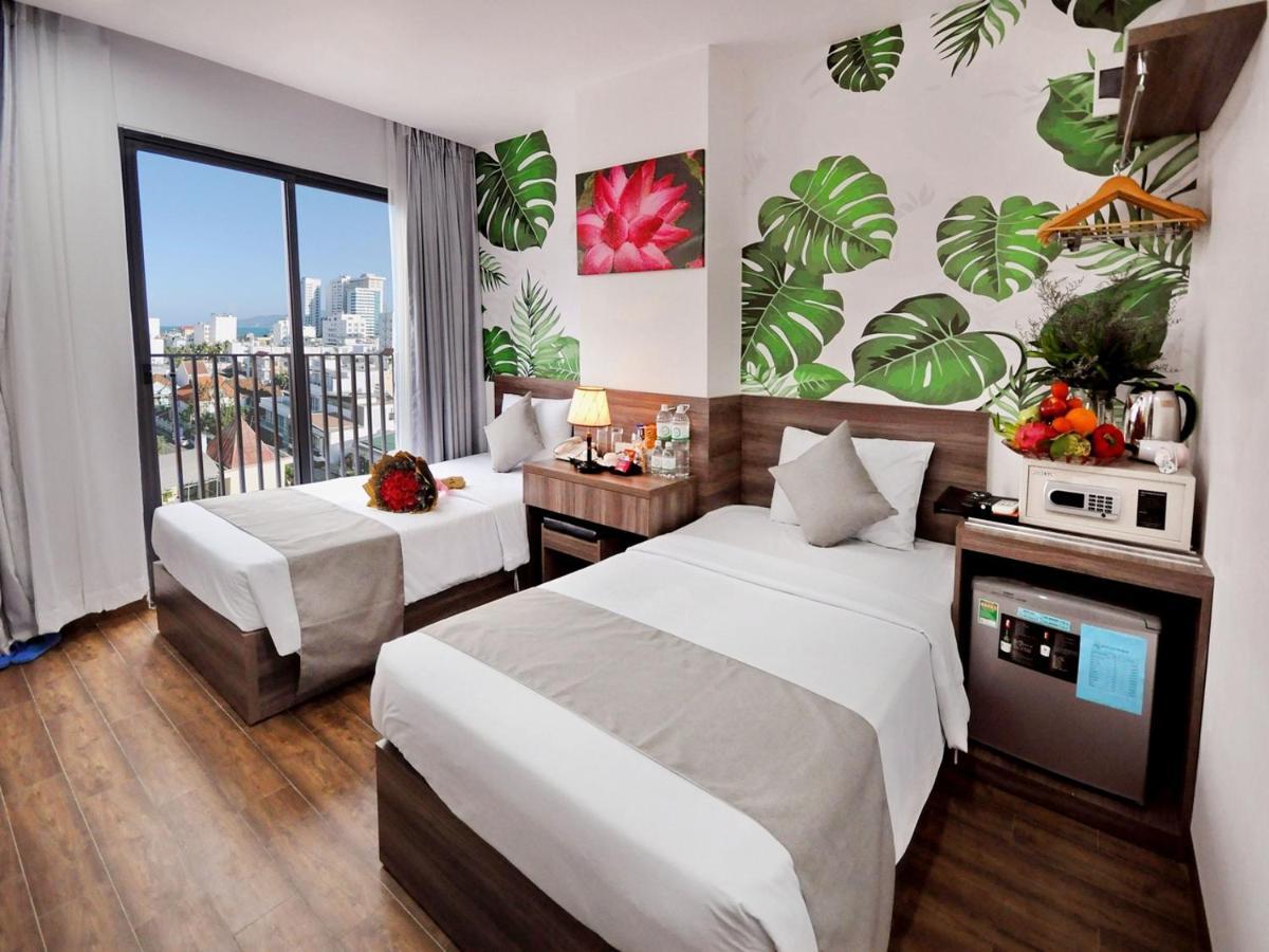 Mega Light Hotel Nha Trang Kültér fotó