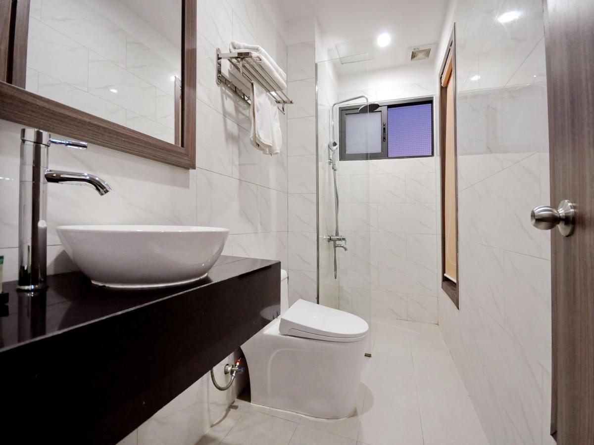 Mega Light Hotel Nha Trang Kültér fotó