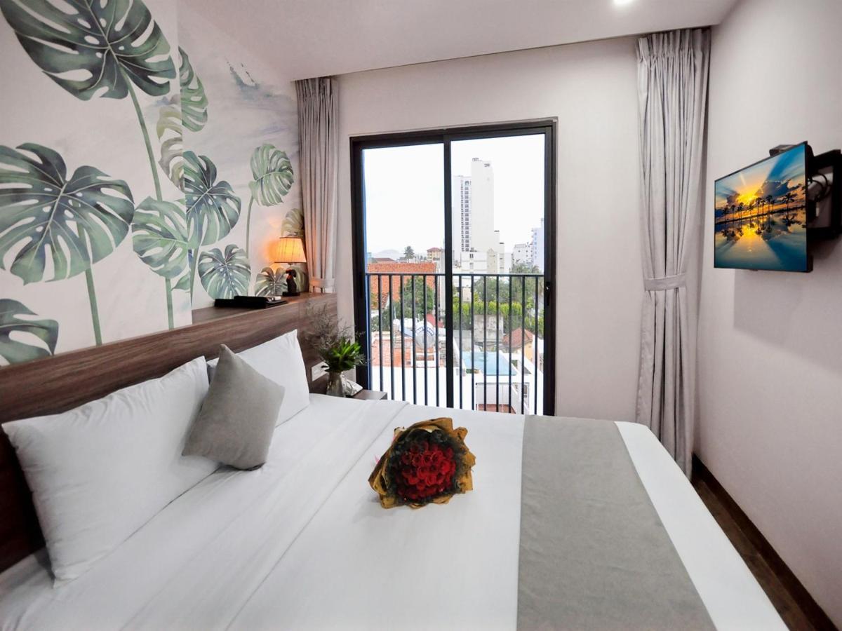 Mega Light Hotel Nha Trang Kültér fotó