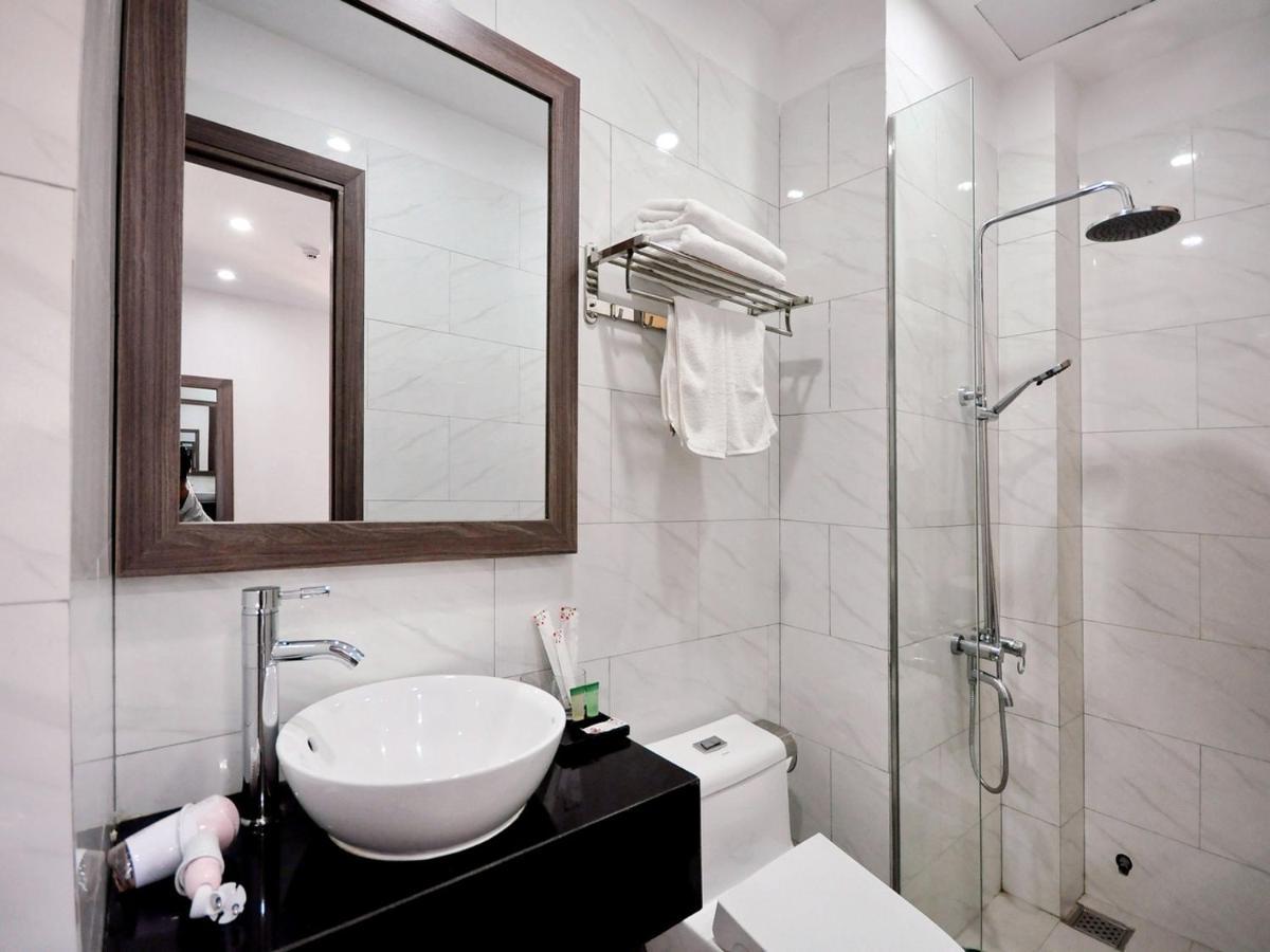 Mega Light Hotel Nha Trang Kültér fotó